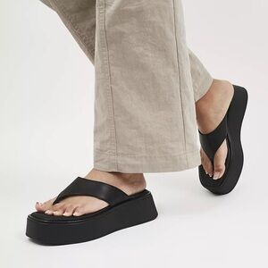 NEW Vagabond Courtney Platform Thong Leather Sandals Black Sz 9